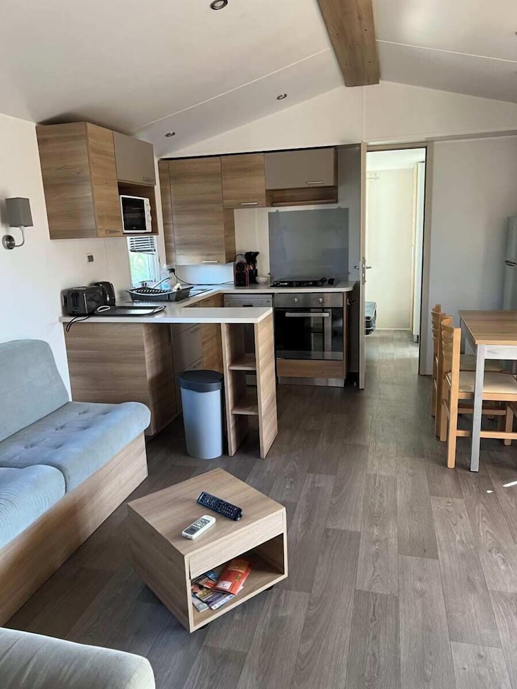 Family Mobile Home photo 1