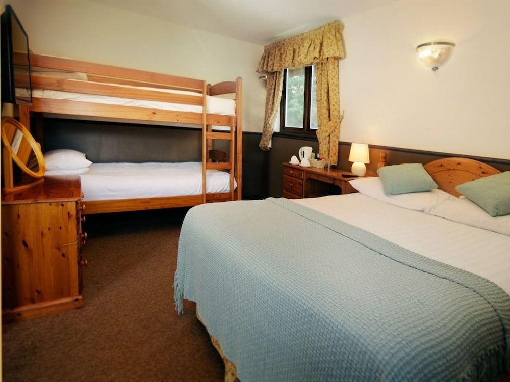 Family Quadruple Room, Ensuite photo 3