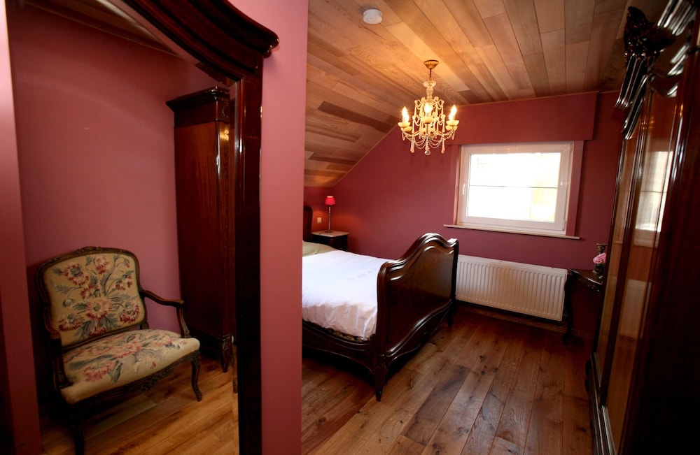Double Room (Le Respect) photo 1