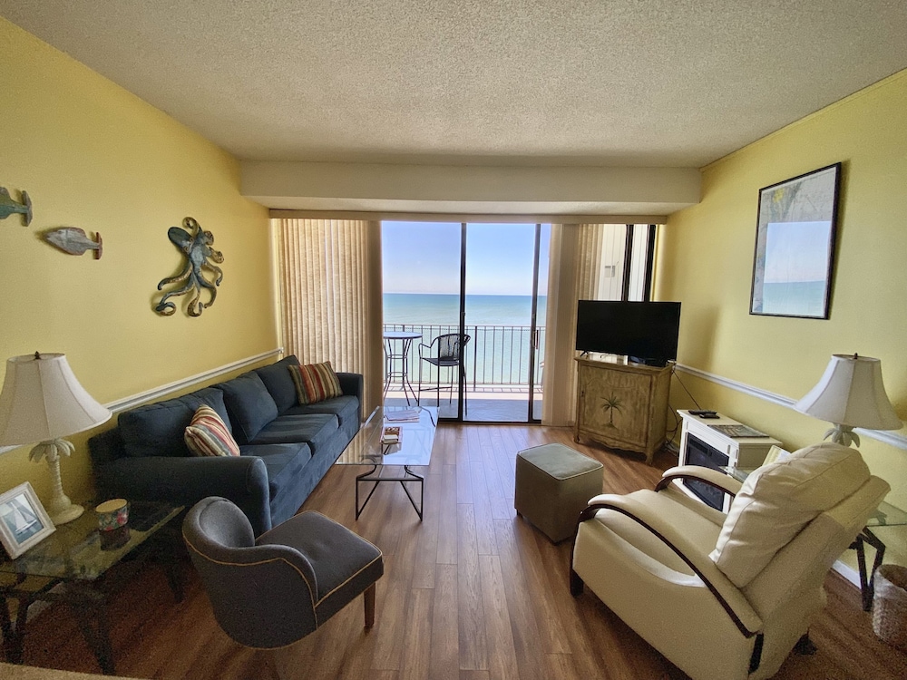 Condo, 2 Bedrooms photo 1