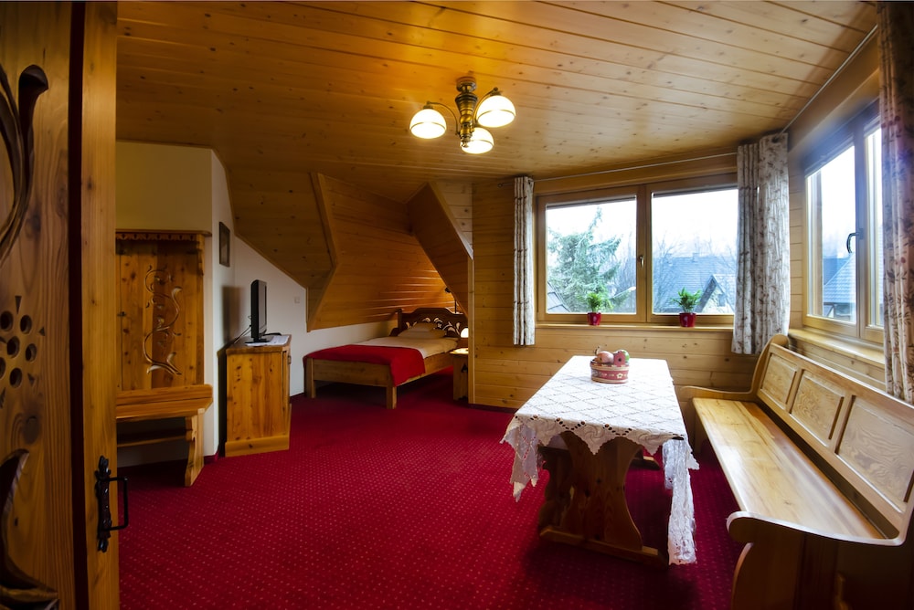Family Room, Mountain View