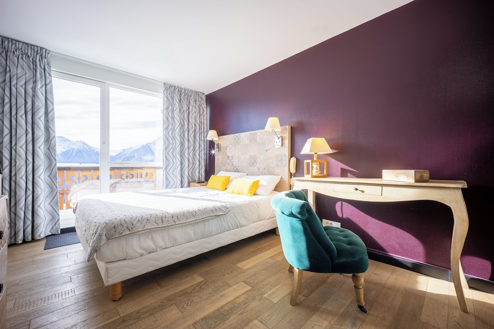 Family Quadruple Room, Balcony, Mountain View