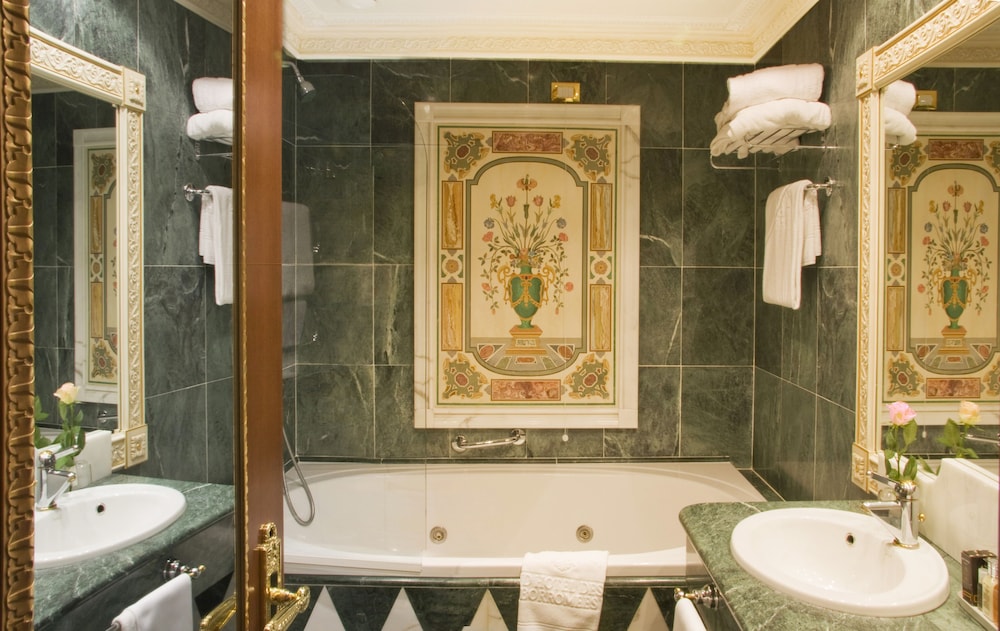 Junior Suite - Photo 6