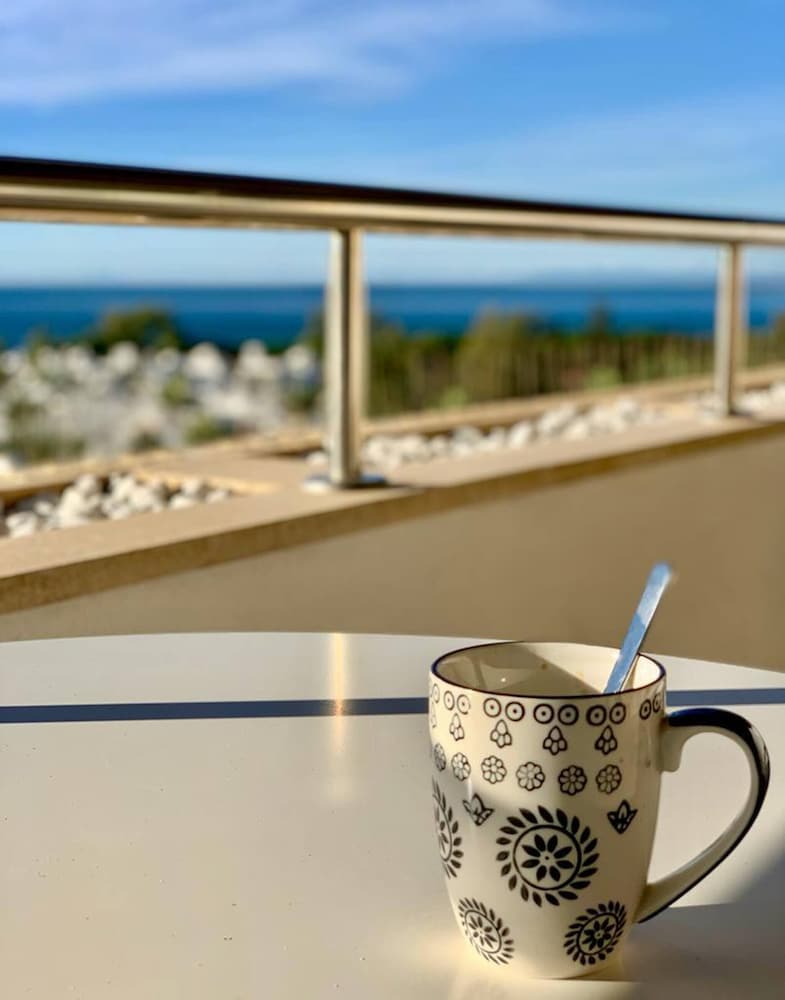 Beautiful Flat With a Wonderful View Close to the Beach, 사진 8