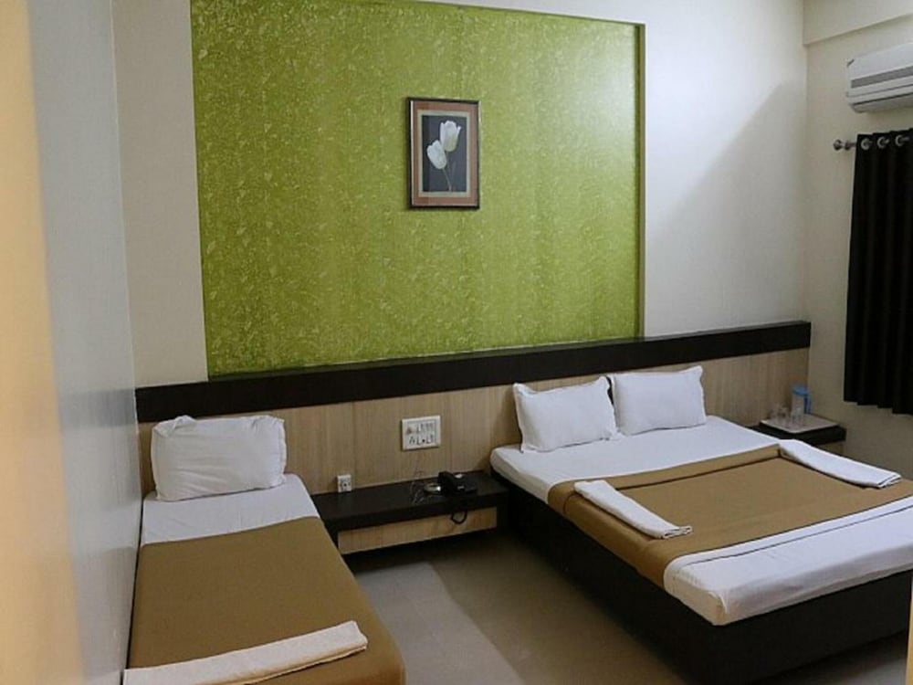 Triple Bed Ac Deluxe Room