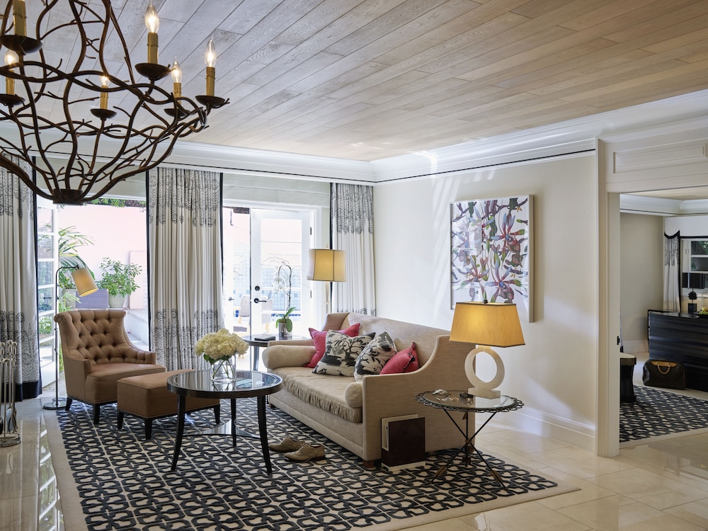 Stone Canyon Suite