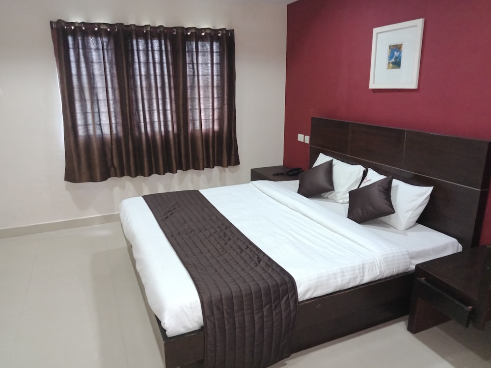 Deluxe Room, City View photo 1
