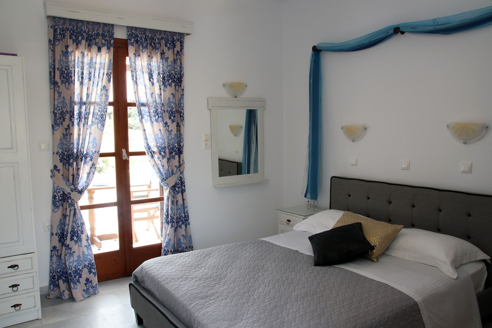 Junior Studio Suite, 1 Bedroom, Sea View, Sea Facing