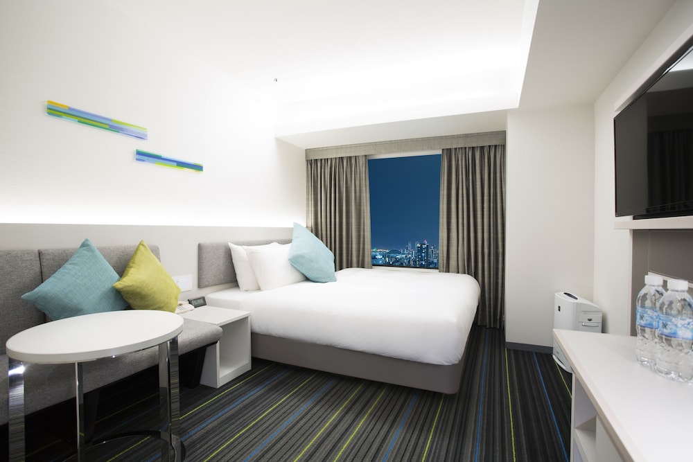 Superior Double Room, Non Smoking thumbnail 6