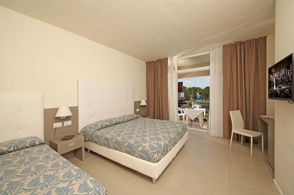Deluxe Apartment, 1 Bedroom (5 people) photo 1