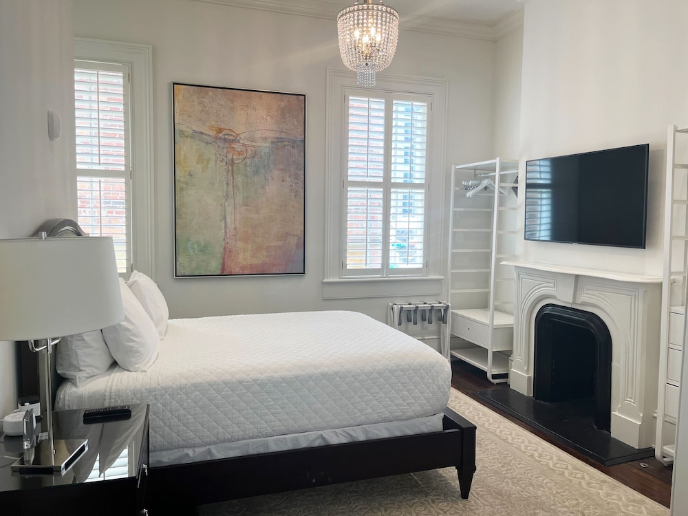 Grand Apartment, 1 Bedroom (Self Check-in with Virtual Front Desk)