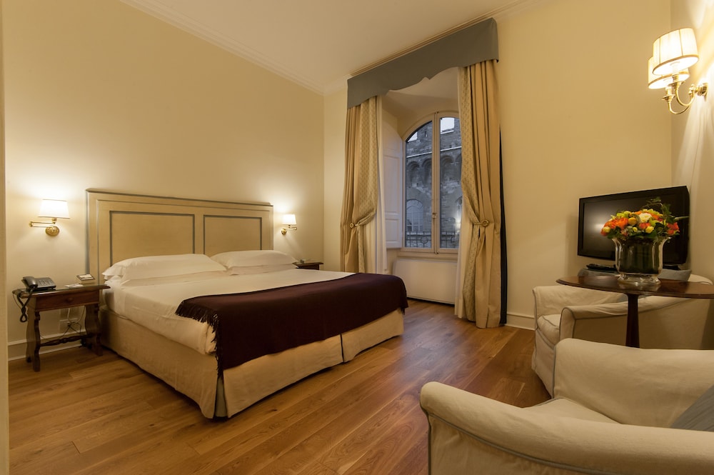 Deluxe Double or Twin Room, 1 Bedroom, City View - Photo 3