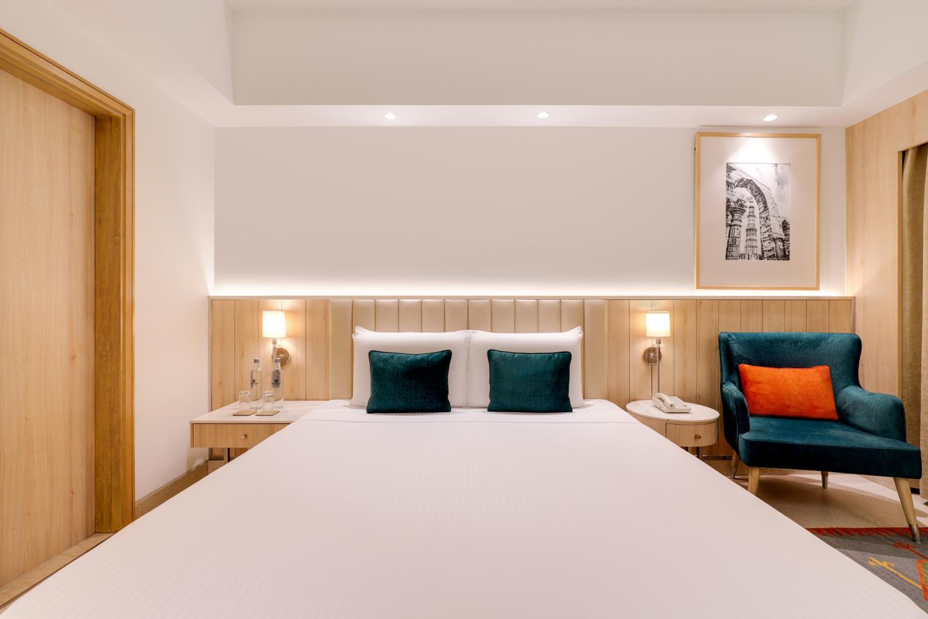 Double Room (15% off on Two-way Airport Transfer) - Photo 1