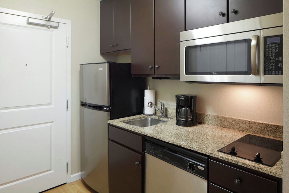 Suite, 1 Bedroom (Mobility/Hearing Accessible, Tub) photo 1