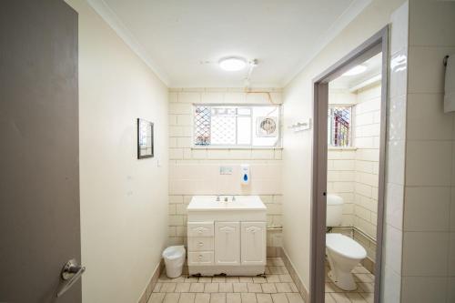 Triple Room with Shared Bathroom photo 3