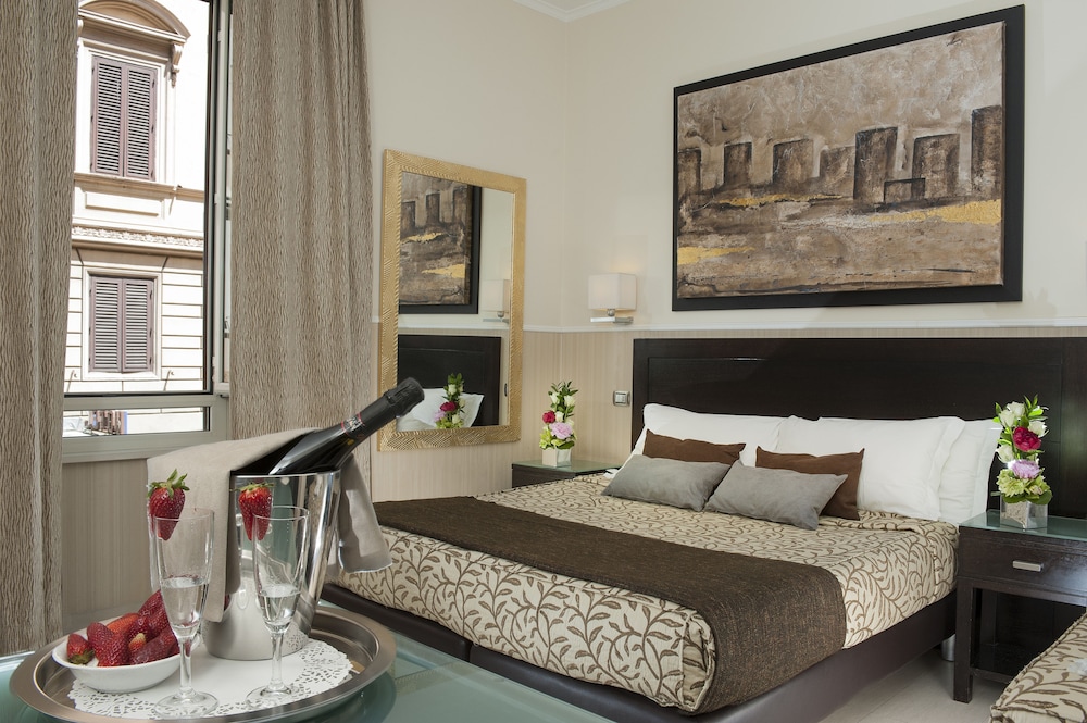 Double or Twin Room photo 3