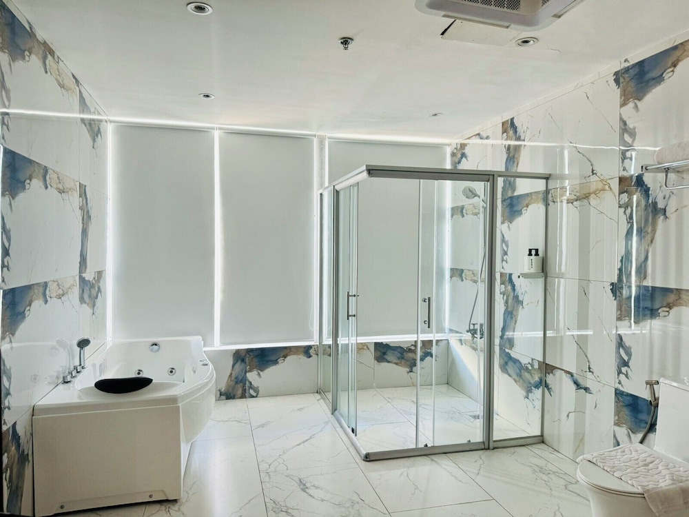 Executive Room photo 2