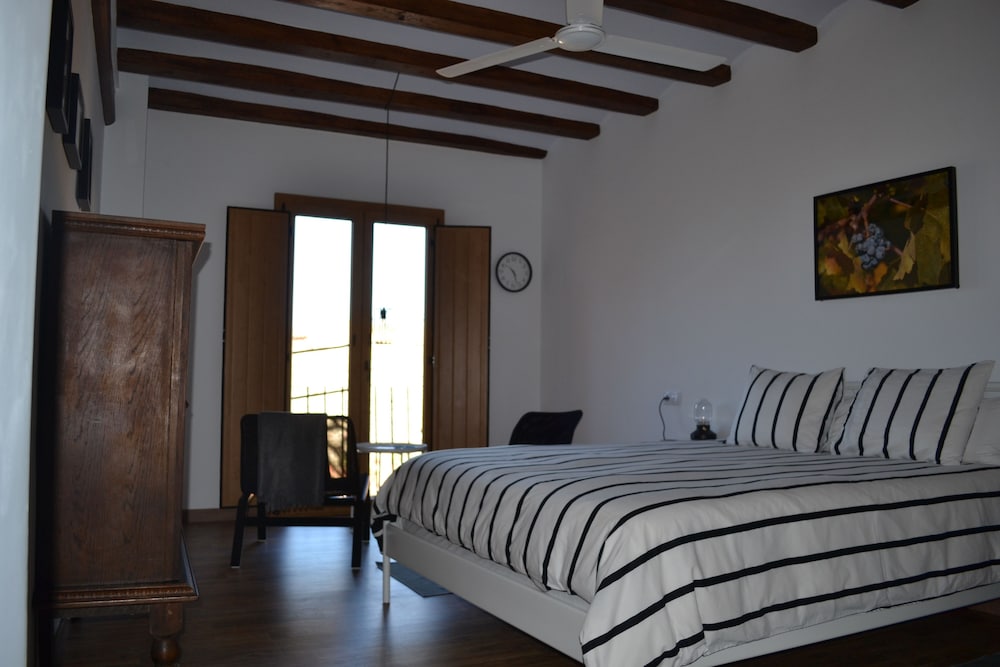 Comfort Studio (Grapevine)
