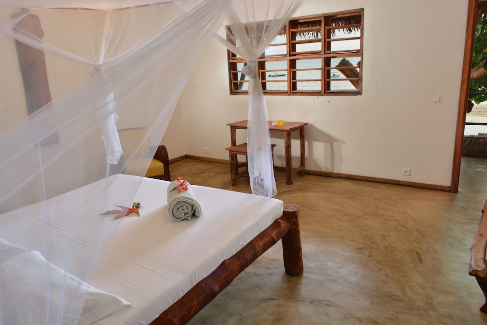 Double Room, Beach View photo 2
