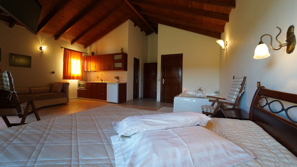 Suite, Jetted Tub