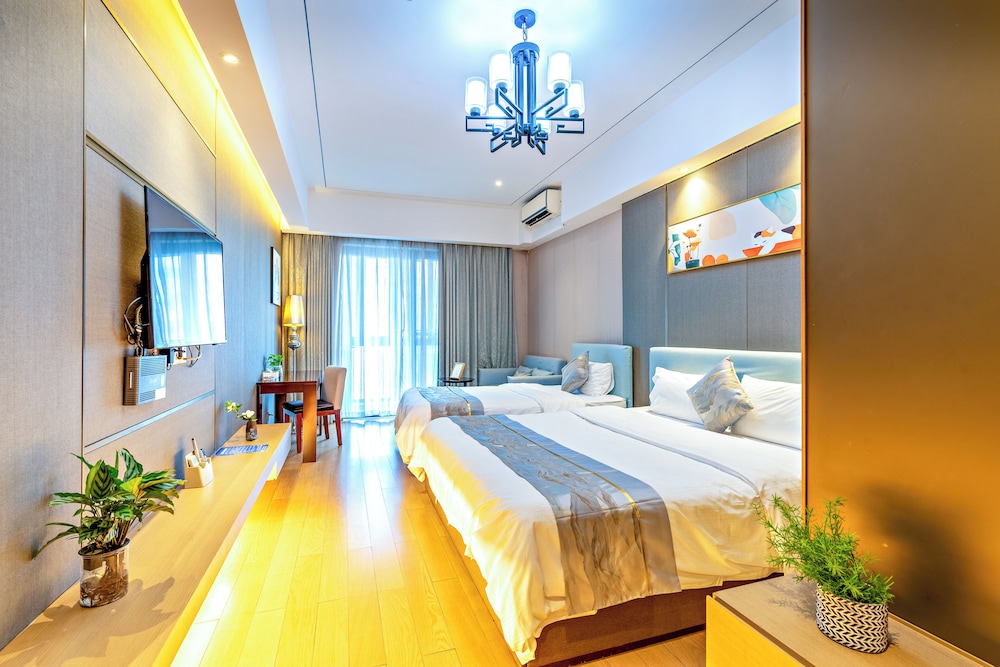 Family Twin Room