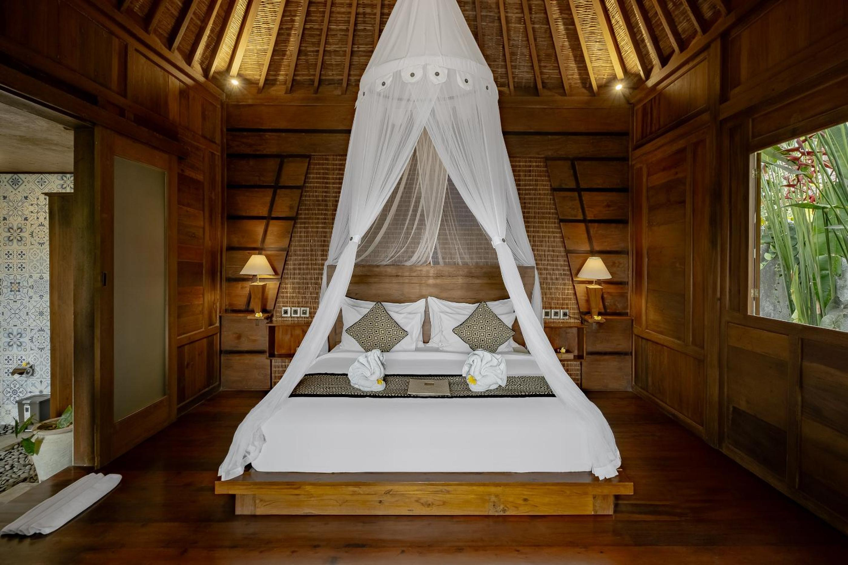 One-Bedroom Villa - Photo 168