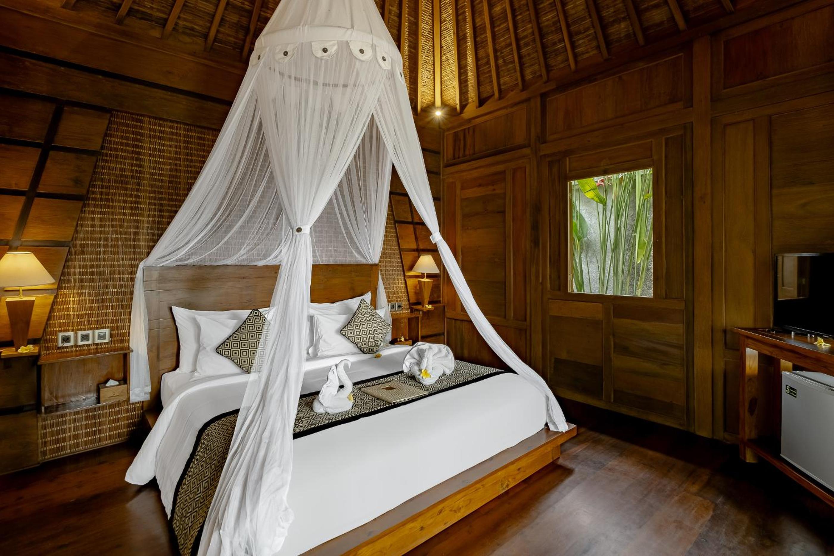 One-Bedroom Villa - Photo 166