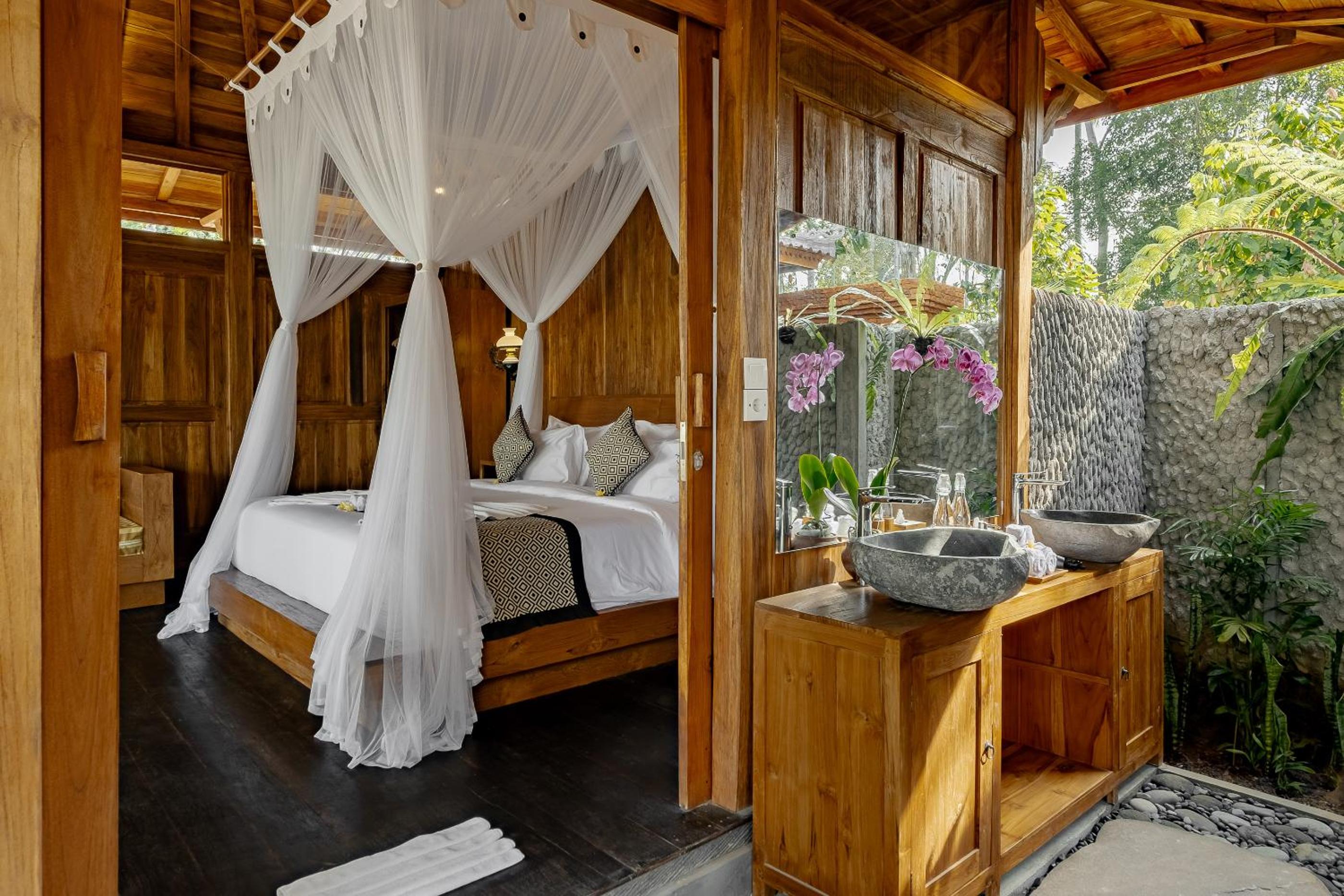 One-Bedroom Villa - Photo 75