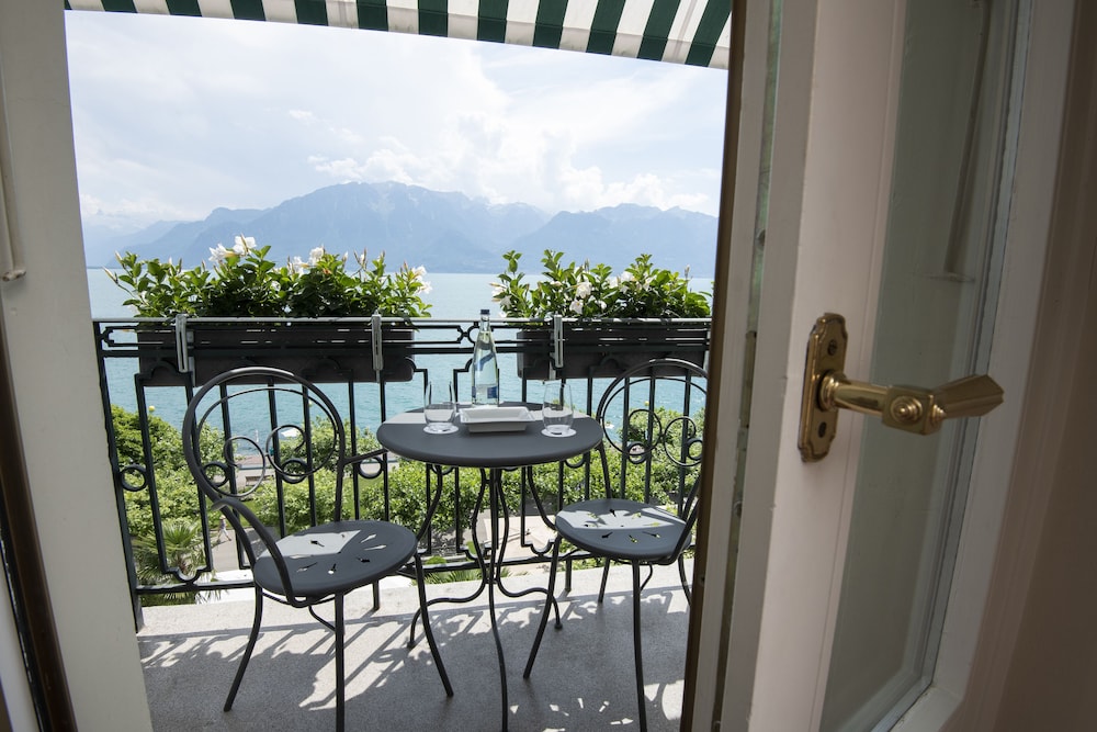 Junior Suite, Lake View photo 3