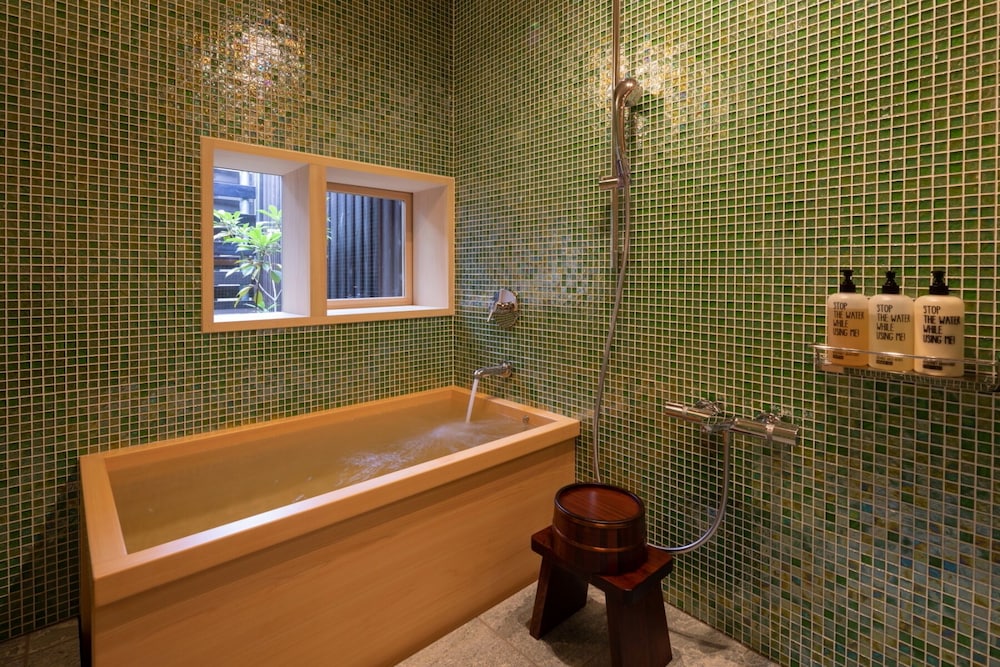 Junior Suite (CHAYA 101) photo 2