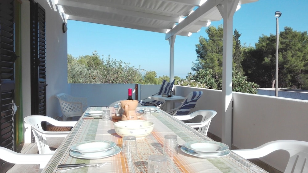 Family Villa, 4 Bedrooms, 2 Bathrooms, Garden Area photo 2