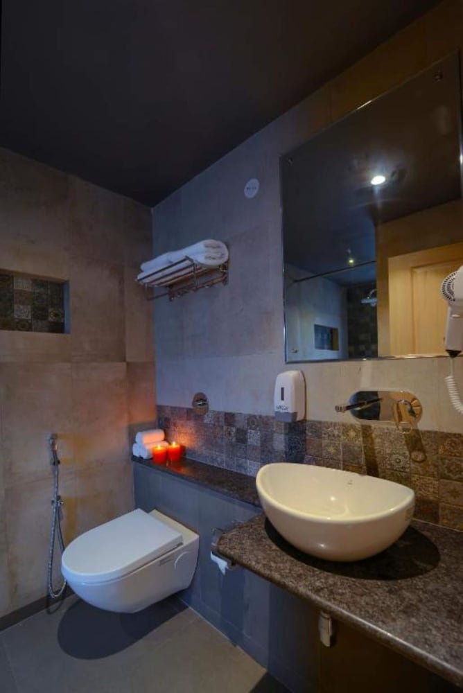 Superior Double Room - Photo 2