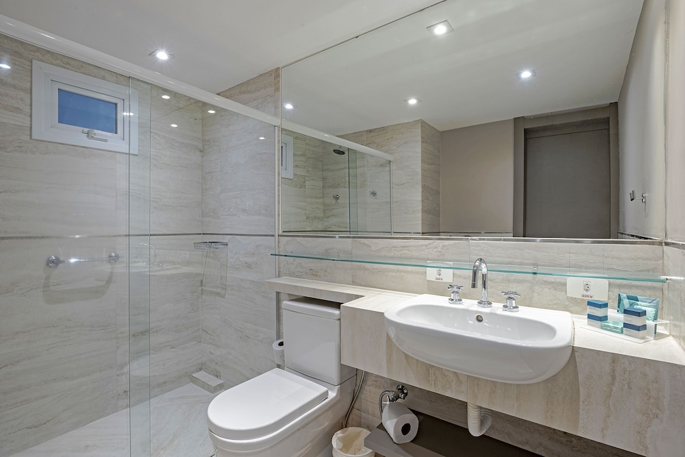 Deluxe Triple Room, 3 Twin Beds - Photo 6