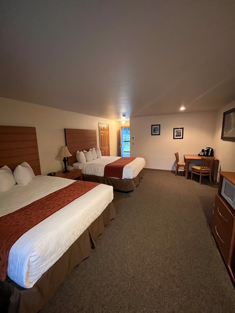 Standard Quadruple Room, Private Bathroom (Double) photo 3
