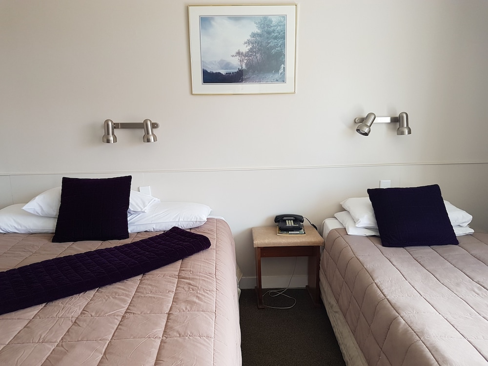 Double or Twin Room photo 3