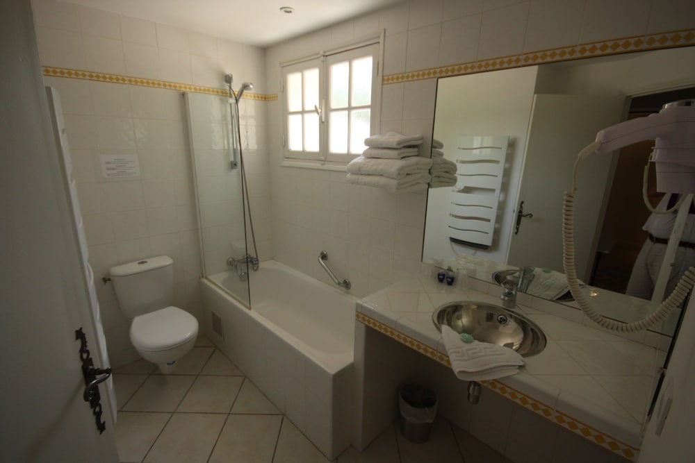 Superior Double or Twin Room photo 2
