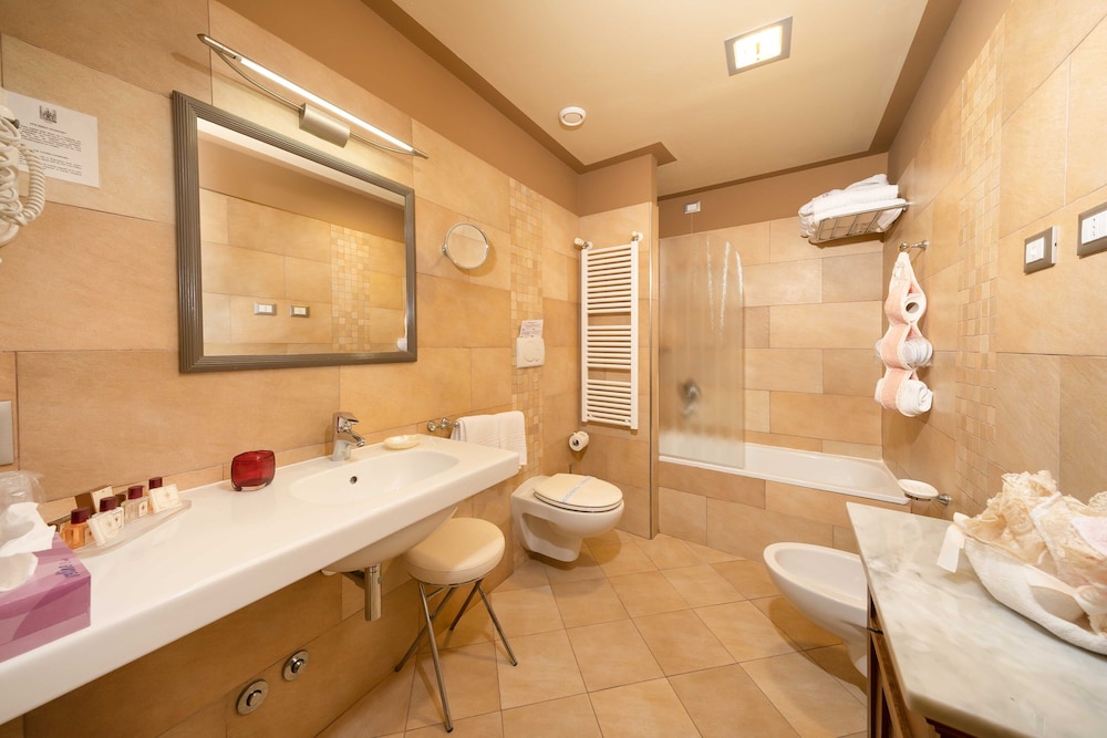 Junior Suite - Photo 5