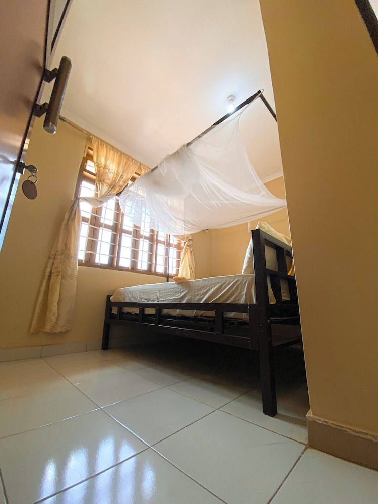 Economy Single Room, 1 Double Bed photo 1