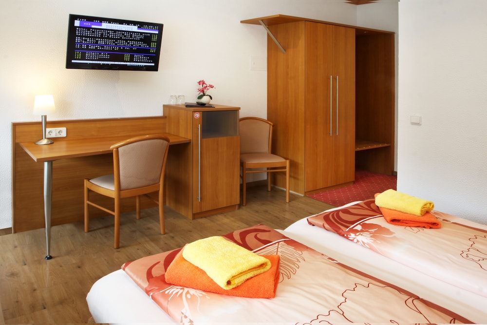 Deluxe Double or Twin Room, Balcony, River View photo 3