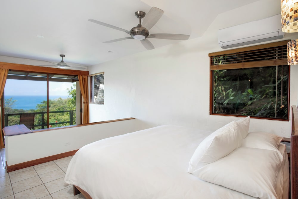 Deluxe Plus, 1 King Bed, Balcony, Sea Facing - Photo 7