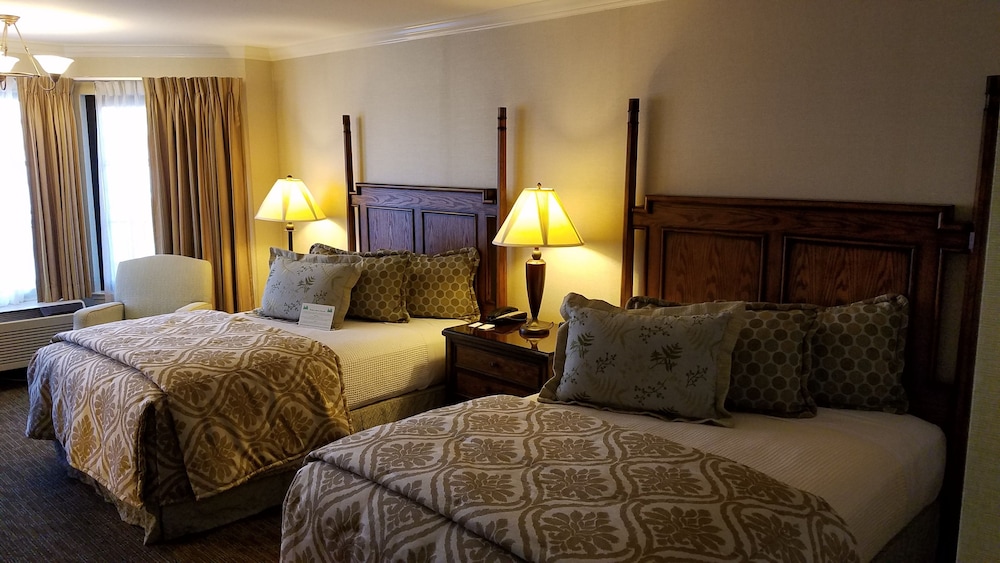 Standard Double Room, 2 Double Beds - Photo 1