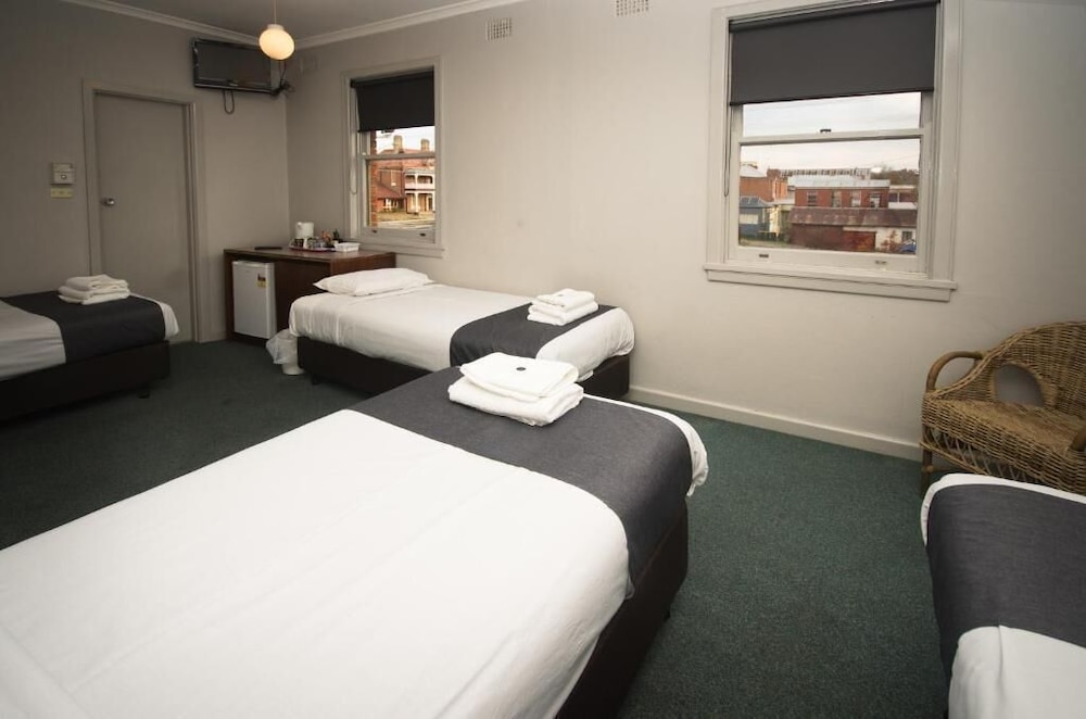 Standard Quadruple Room - Photo 4