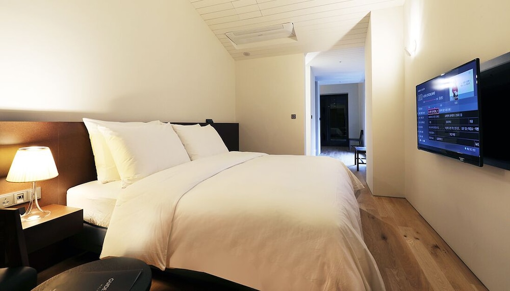 Penthouse Glamping photo 2