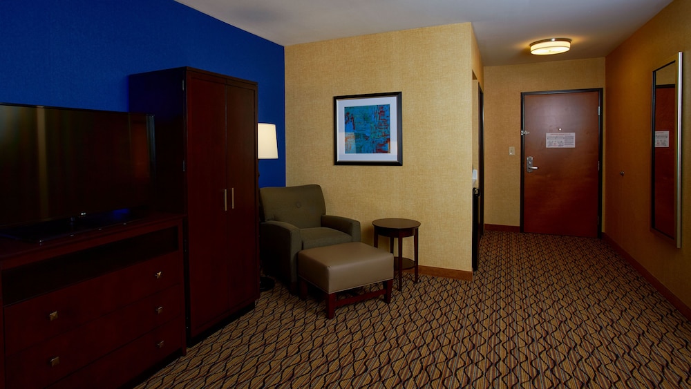 Standard Suite, 2 Queen Beds (Extra Floor Space) photo 1