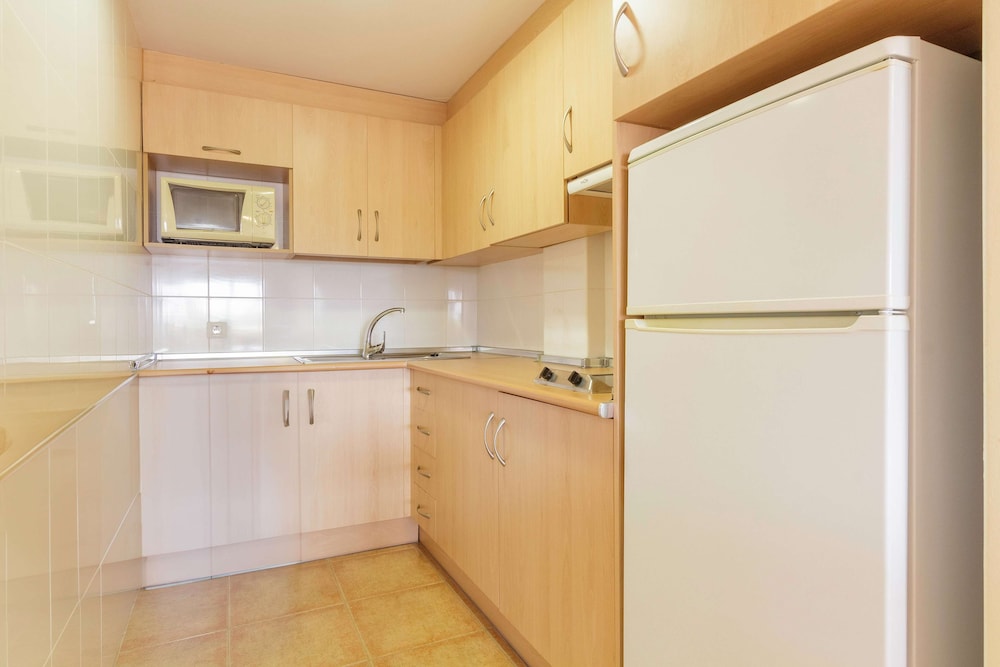 2 bedroom apartment (2 adults + 3 children) photo 3
