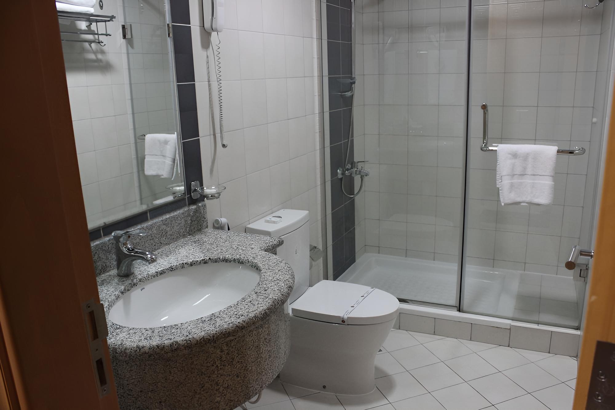 Standard Triple Room photo 3