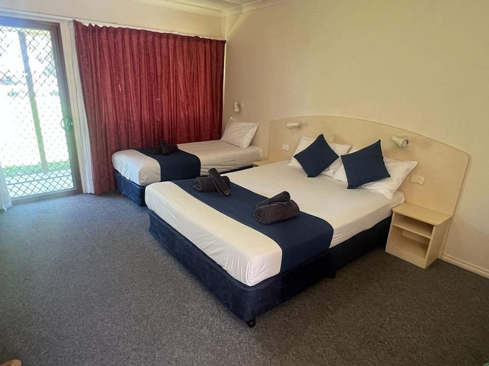 Family Room, 2 Bedrooms, Non Smoking, Park View photo 2
