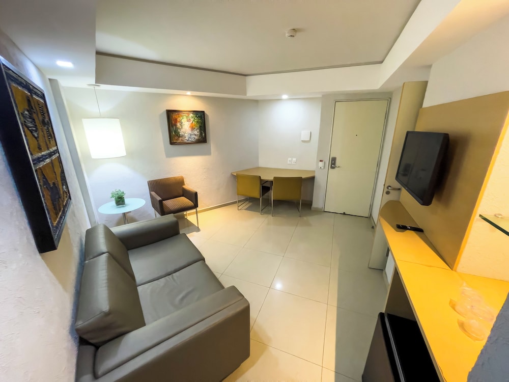 Studio Suite photo 3