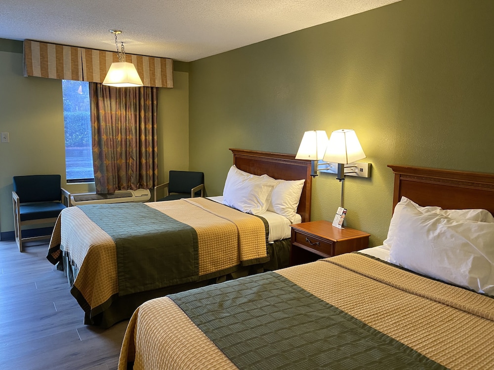 Double Queen Beds, Smoking photo 1