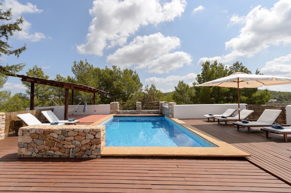 Villa, 5 Bedrooms photo 3